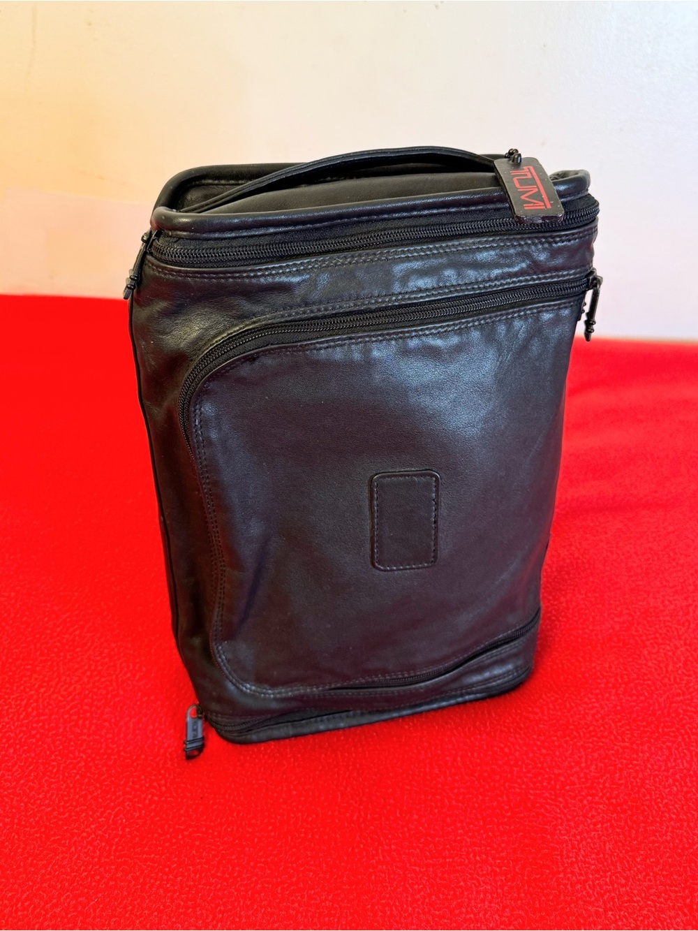 Vintage Tumi Black Zip Men's Leather Toiletry Bag Top Handle Travel Business